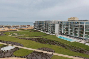 Bayline- Beachfront and Pool